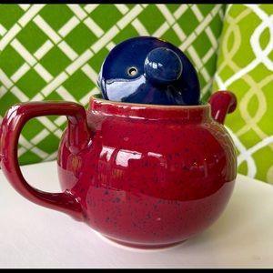 Denby Harlequin small teapot, red exterior body with blue lid. GREAT condition!